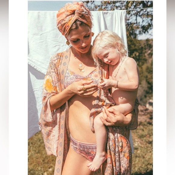 Spell & the Gypsy Collective Amethyst Travel Scarf Blush 💖 - Picture 4 of 6